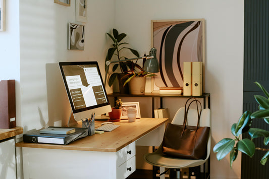 The Smart Way to Stand: How to Transition to a Sit-Stand Routine Without Fatigue