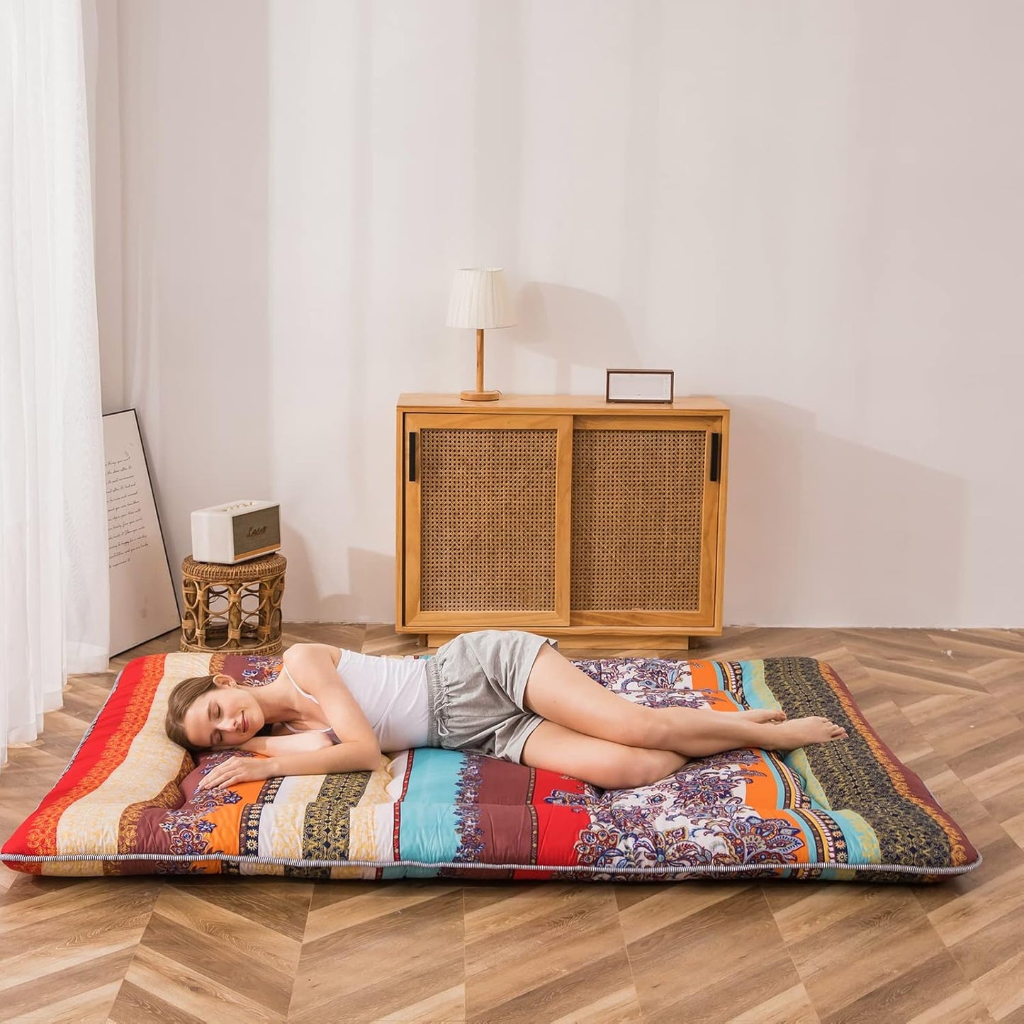 MAXYOYO Bohemian Retro Floor Mattress Vintage Floral Japanese Futon Mattress Roll Up Thicken Sleeping Bed Portable Camping Mattress Floor Lounger Couch Bed Mattress Pad, Full Size