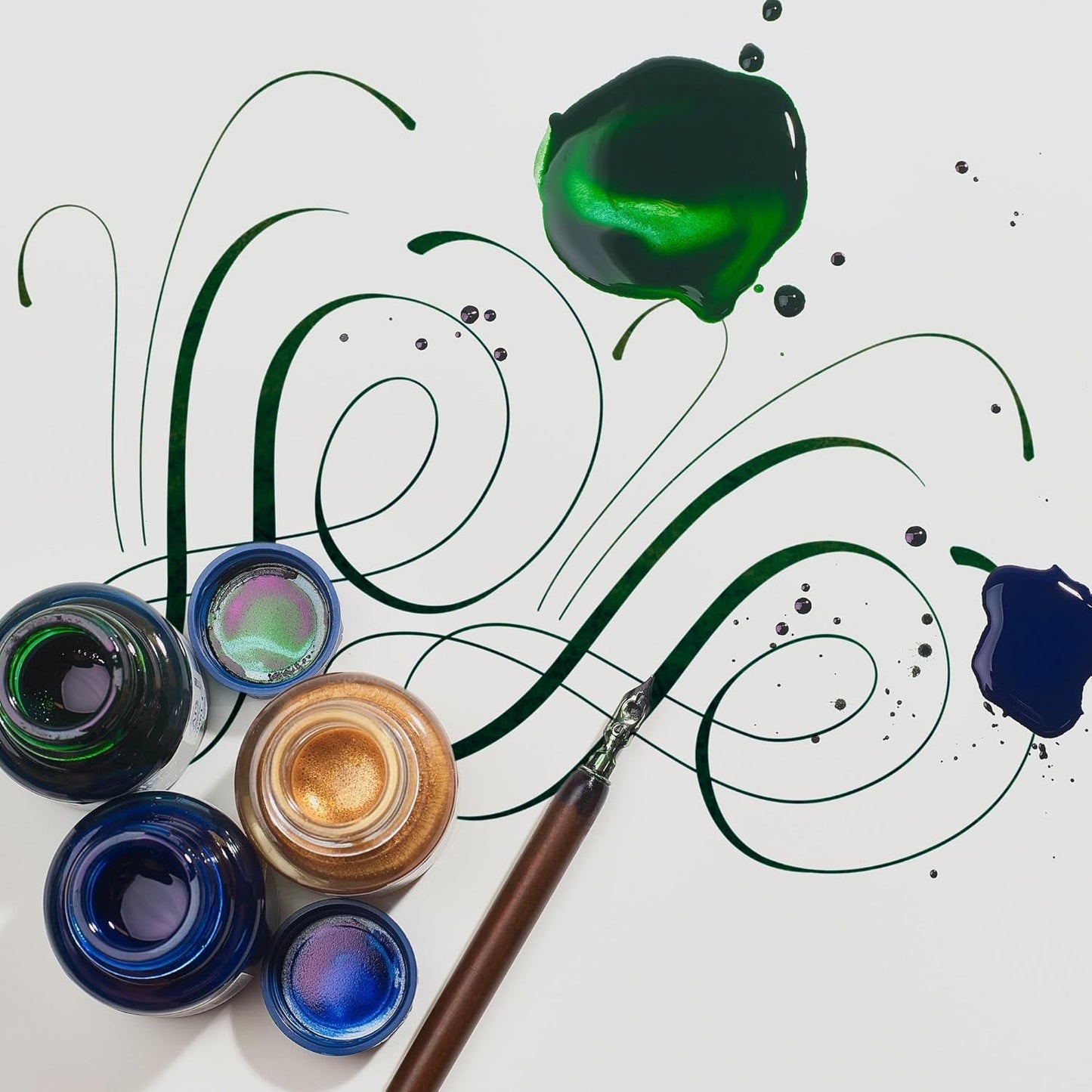 Winsor & Newton Calligraphy Ink, 30ml (1-oz) Bottle, Violet