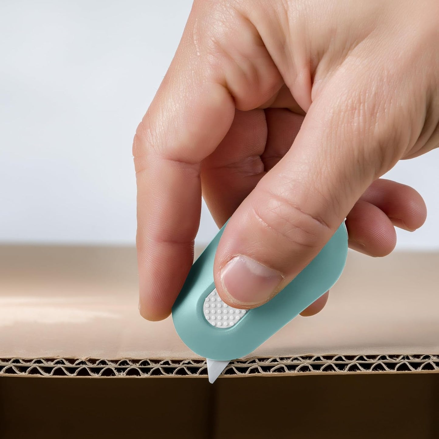 Slice Mini Box Cutter | Manual Retracting | Safe Ceramic Box Cutter Lasting 11x Longer than Metal | Box Opener | 1 Pack | Mint