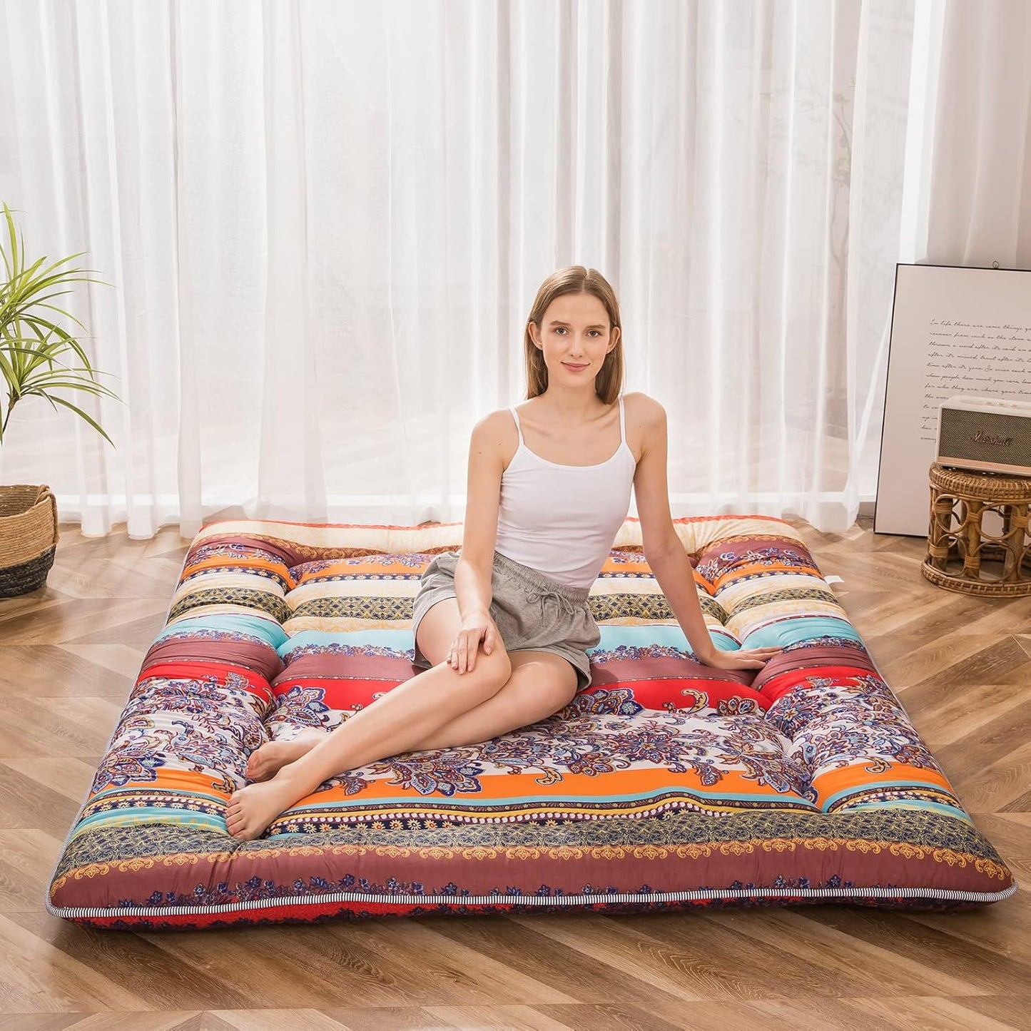 MAXYOYO Bohemian Retro Floor Mattress Vintage Floral Japanese Futon Mattress Roll Up Thicken Sleeping Bed Portable Camping Mattress Floor Lounger Couch Bed Mattress Pad, Full Size