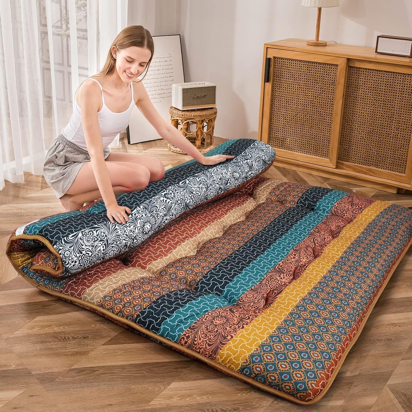 MAXYOYO Bohemian Vintage Floral Japanese Futon Mattress - Roll Up Tatami Floor Mat, Foldable Bed, Portable Camping Mattress, Sleeping Pad, Floor Lounger, Couch Bed - King Size